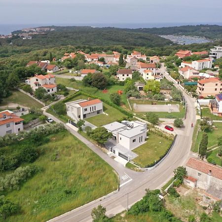 Vila Nauta - Luxury In Vintijan, Near Pula エクステリア 写真