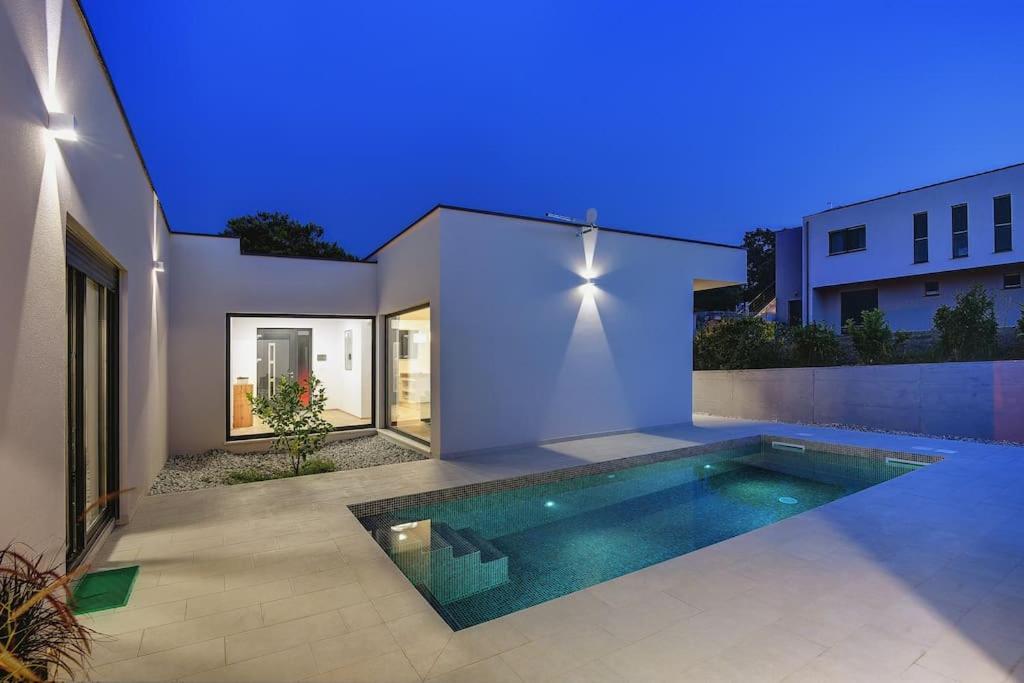 Vila Nauta - Luxury In Vintijan, Near Pula エクステリア 写真