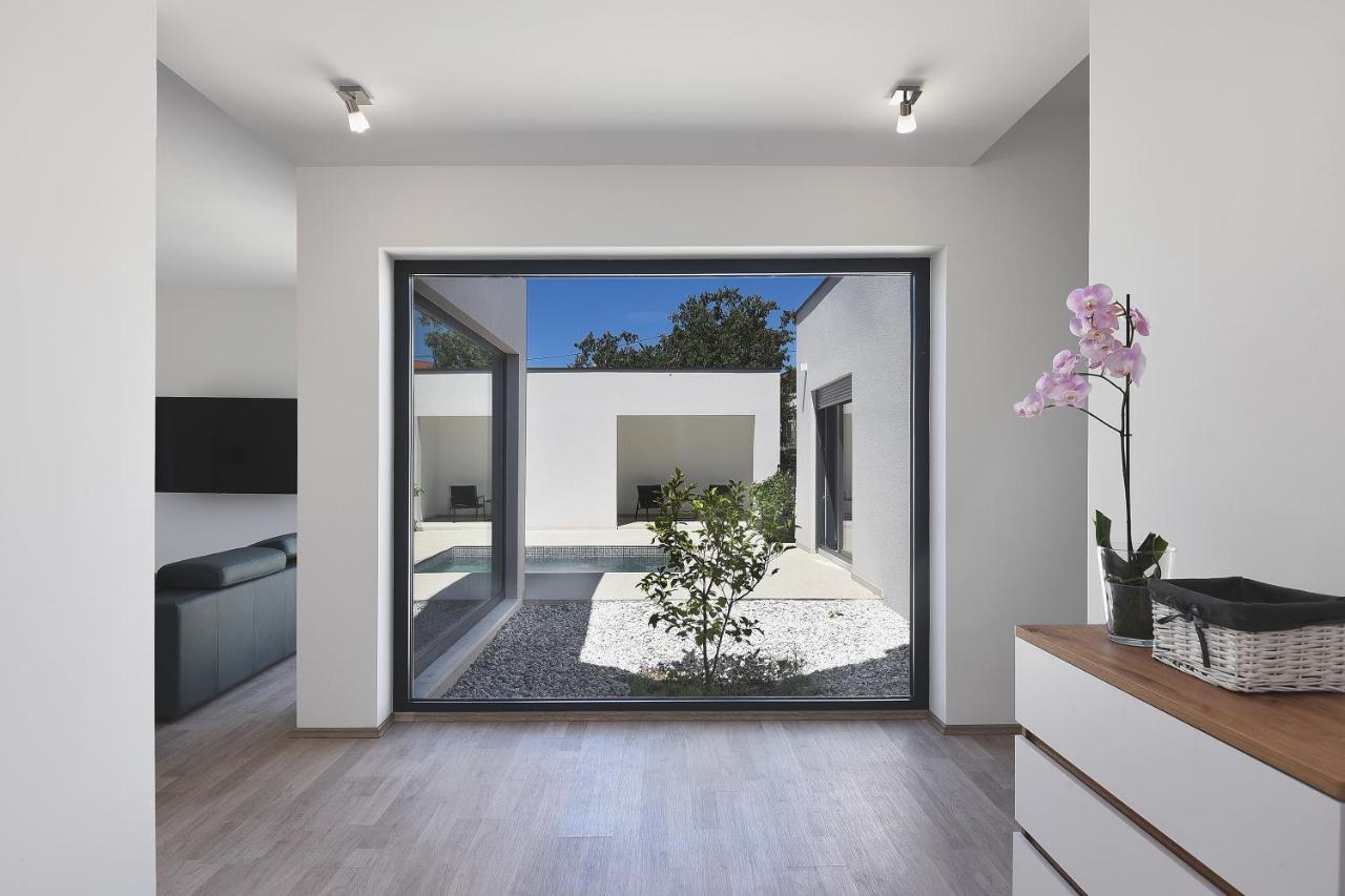 Vila Nauta - Luxury In Vintijan, Near Pula エクステリア 写真