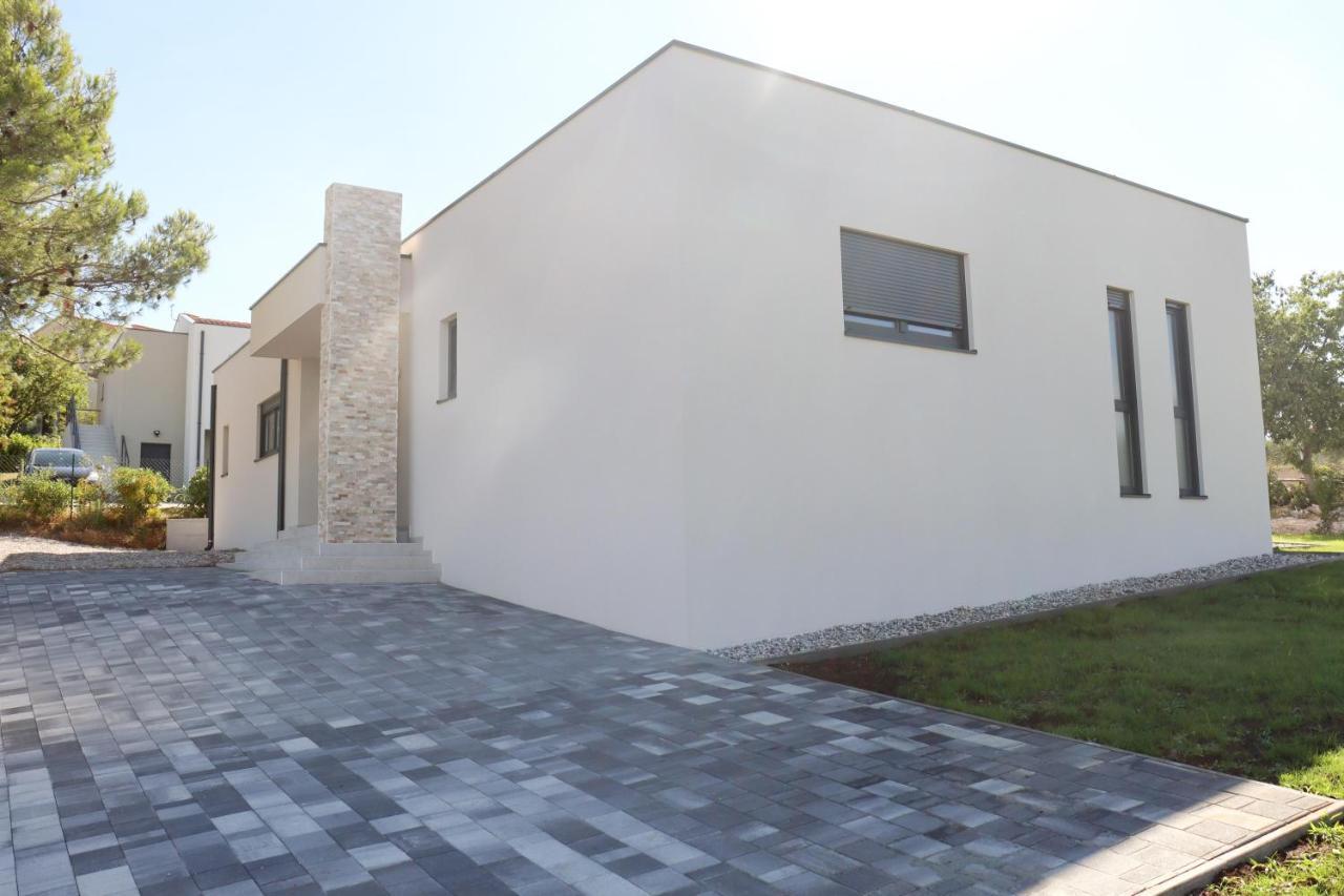 Vila Nauta - Luxury In Vintijan, Near Pula エクステリア 写真