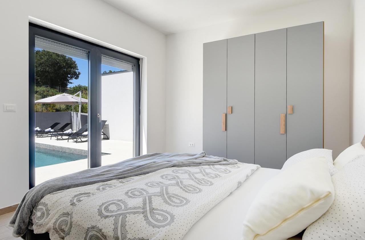 Vila Nauta - Luxury In Vintijan, Near Pula エクステリア 写真